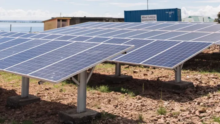 Promouvoir les investissements du secteur privé dans les mini-réseaux verts renouvelables pour électrifier les communautés rurales